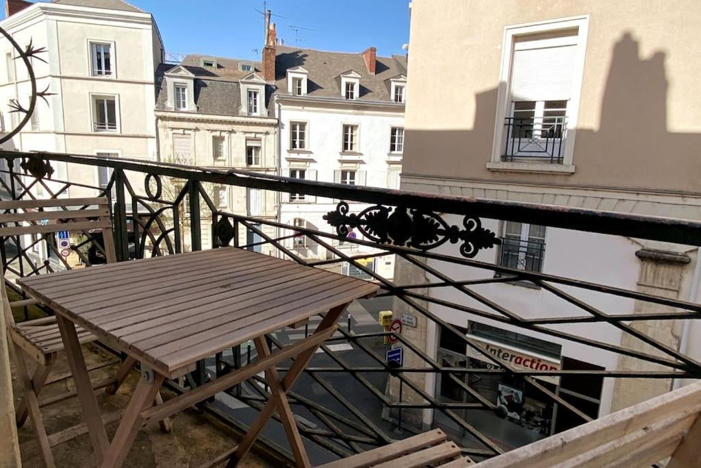 Bel Appartement Avec Balcon En Centre Ville Анже Экстерьер фото